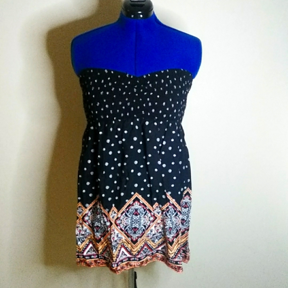 Sweet Journey strapless sun top.